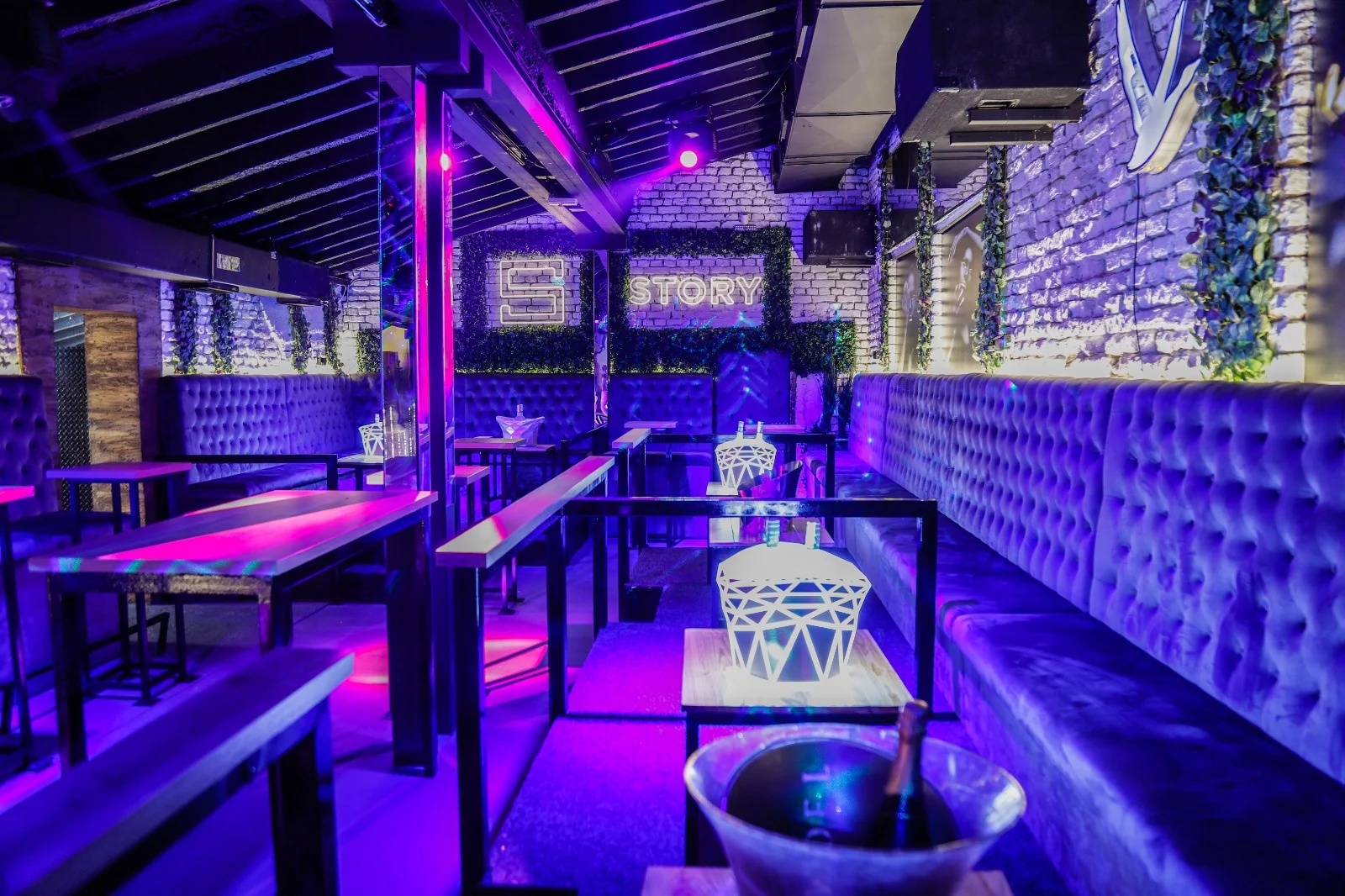 Klub Story
